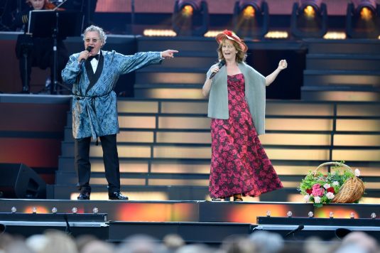 Tommy Körberg och Helen Sjöholm I love musicals på Ullevi